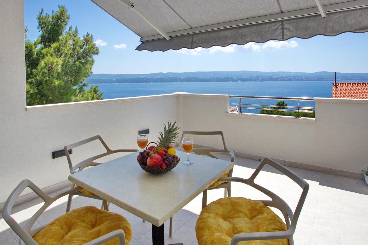 Nemira Beach Getaway Омиш Экстерьер фото